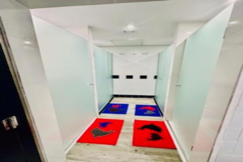 Gambar di galeri bagi Fantasy Hostel Porto di Porto