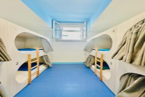 Ruang duduk di Fantasy Hostel Porto