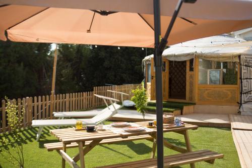 Αίθριο ή υπαίθριος χώρος στο Yurta Glamping San Leone & Casa Vacanza Baia Blu