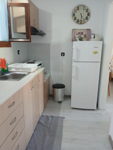 Gallery image of Adam's House in Achladies