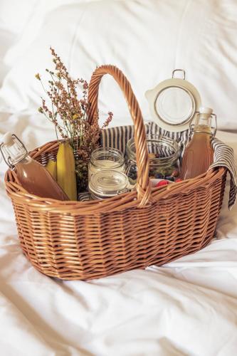 Επιλογές πρωινού για τους επισκέπτες του Le Clos du 5 - Appart Hotel Bagneres