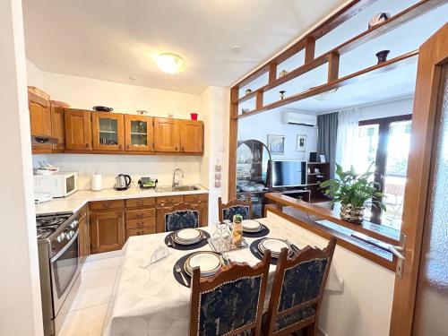 Apartman Mira