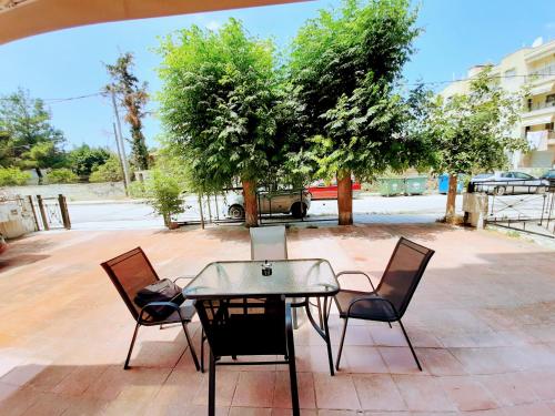 Elaia Luxury Home