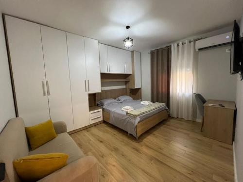 Starlight Downtown Apartment