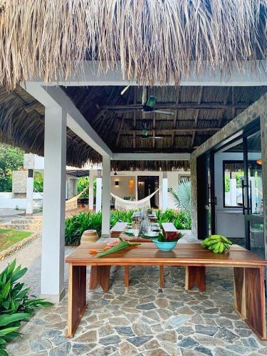 Zahrada ubytování NEW beach villa w pool between Tayrona & Palomino