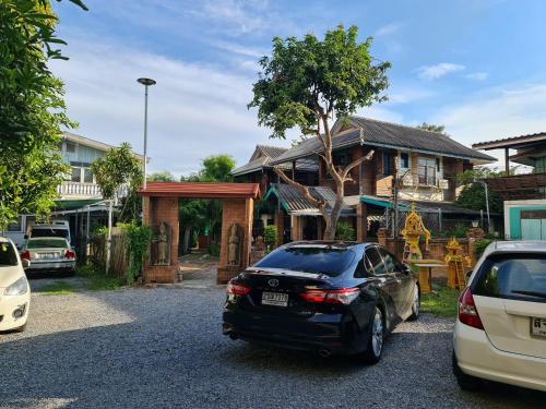 Das Gebäude in dem sich das Privatzimmer befindet