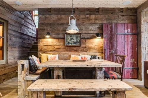 Gallery image of Meech Lake Lodge - Family Getaway in Chelsea
