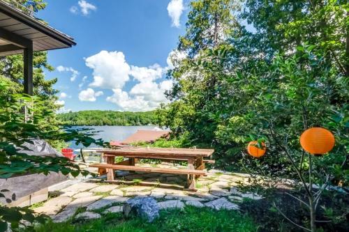 Gallery image of Meech Lake Lodge - Family Getaway in Chelsea