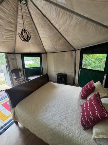 Gallery image of Meech Lake Lodge - Family Getaway in Chelsea