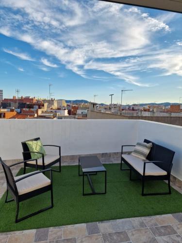 Atico con aire acondicionado y terraza