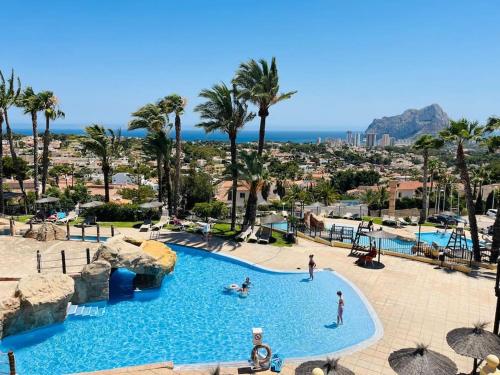 Albatros Apartment - Imperial Park - Sea View, 6 Pools, Terrace