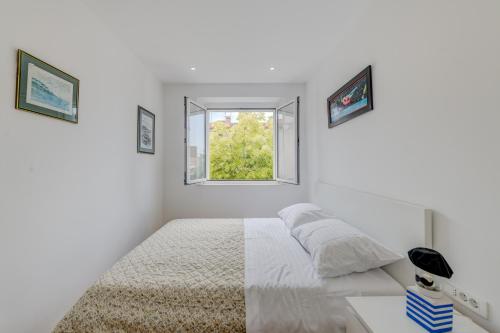 Foto Mambo 1-Bedroom Luxury Apartment - Downtown 2