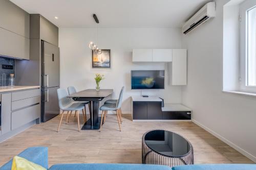 Foto Mambo 1-Bedroom Luxury Apartment - Downtown 4