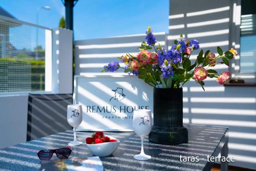 Remus House II Dom nad morzem na wyłączność dla 12 osób