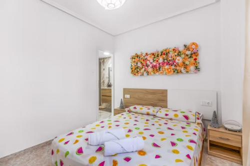 Apartamento bajo con terraza y piscina