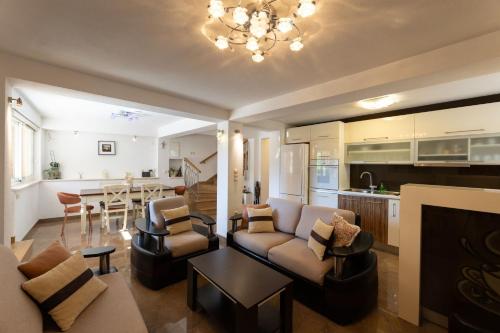 Apartments Belmat