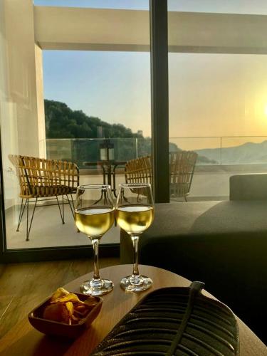 LefkoParga Luxury Suites