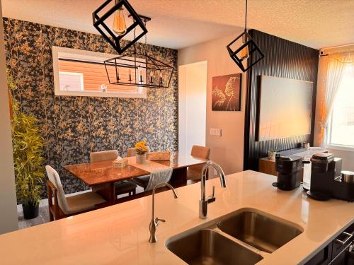 Gallery image of Z FamilyHome Suites & Apartments in Calgary