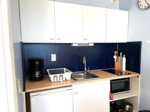 Studio cabine bord de mer La Grande Motte, 4 couchages, parking