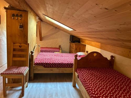 Appartement Duplex, 6 Couchages, Proche Pistes Perrières, Balcon et Confort Moderne