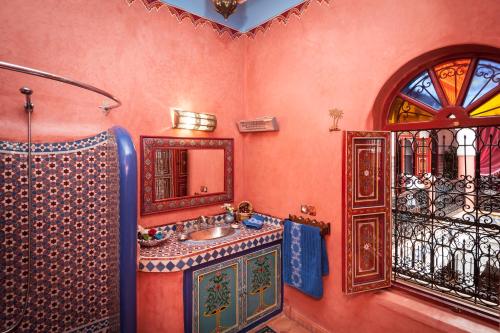 Koupelna v ubytování Riad bleu du Sud