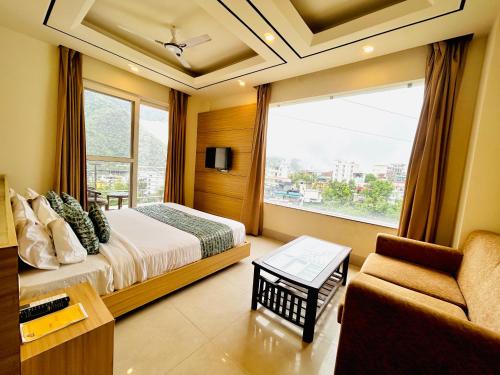 Ruang duduk di Hotel Aqua Vibes