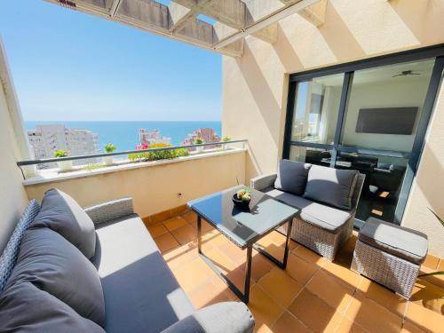 Luxury apartment with sea views private parking and terrace