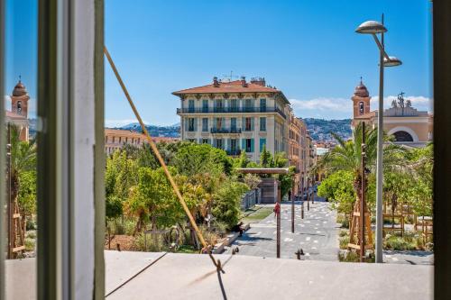 Place Garibaldi, Vieux-Nice