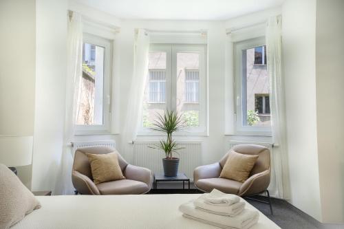 Flexible SelfCheckIns Zagreb 279 & 280 - One Bedroom Apartments - City Centre Area - Keybox Entry