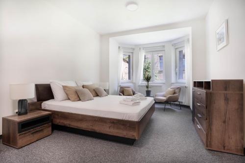 Flexible SelfCheckIns Zagreb 279 & 280 - One Bedroom Apartments - City Centre Area - Keybox Entry