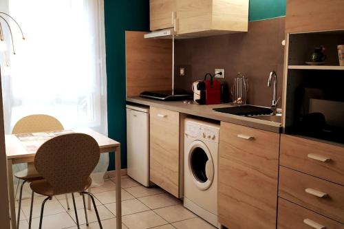 Joli studio terrasse dans quartier saint victor