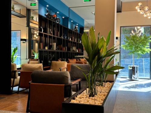 Posezení v ubytování Design Hotel & Private Spa - Tbilisi Edition