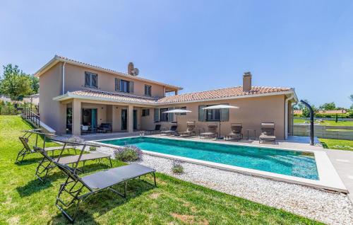 Gorgeous Apartment In Labin With Wifi