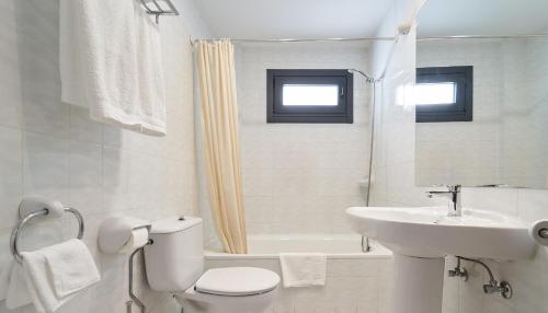 Ένα μπάνιο στο Hotel Prado Viejo