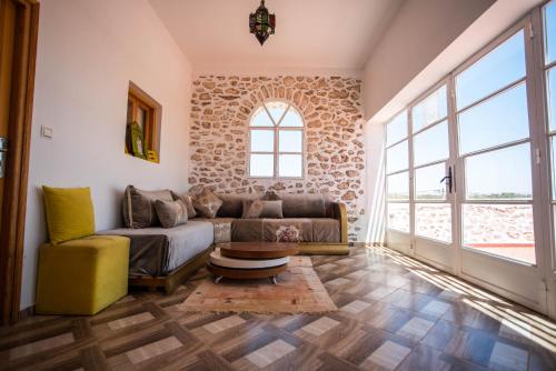 Χώρος καθιστικού στο Villa Les jardins fleuris 4 bedrooms