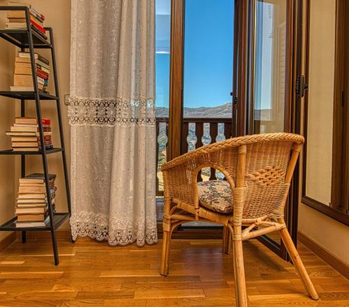 Η βιβλιοθήκη της παραθεριστικής κατοικίας