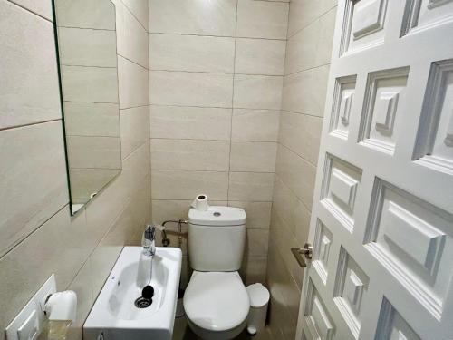 Ένα μπάνιο στο Illa 76