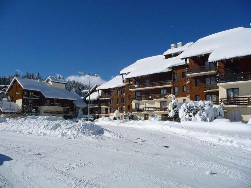 Gallery image of T2 pour 4 pers style chalet pied des pistes in Bolquere Pyrenees 2000