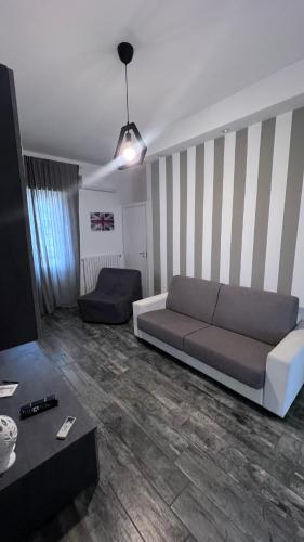 Ideal house photo 12