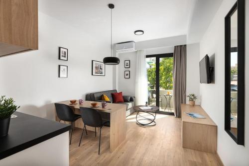 The Meta Stay - Rooftop Access 1 bedroom suite