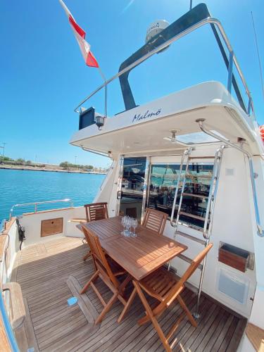 Fotografie z fotogalerie ubytování Malmo's Yacht ve Valencii