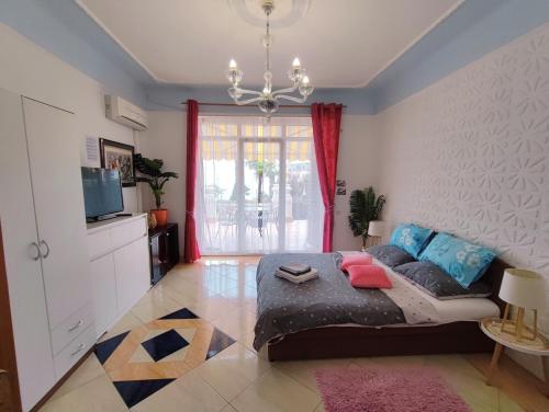 Sea view apartments in Villa Esperia