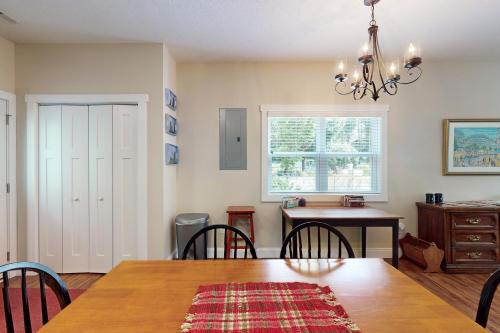 Φωτογραφία από το άλμπουμ του Cool Springs Manor σε Asheville