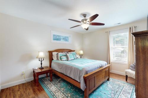 Ένα ή περισσότερα κρεβάτια σε δωμάτιο στο Cool Springs Manor