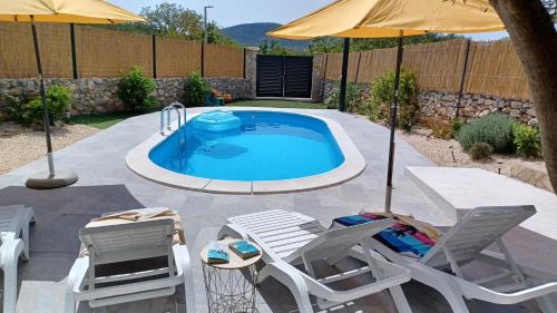 M&S Paradise Bilice, Šibenik