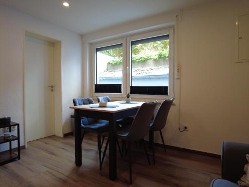 Χώρος καθιστικού στο FÜR 3 - Boxspringbetten, Smart TV, Parkplatz, Stadion Nähe