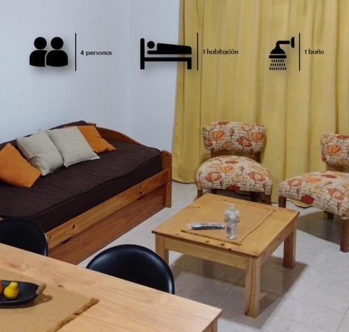 Ruang duduk di Eldorado Apart