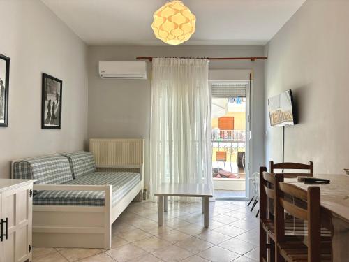 Posezení v ubytování Mina Apartments 4 Nea Kallikrateia