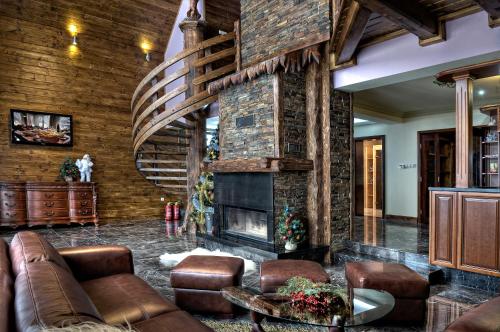 A seating area at Mountain Resort Ždiar - Chalets