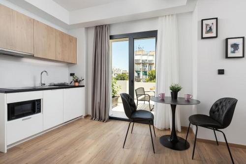 The Meta Stay - Rooftop Access Unique Suite